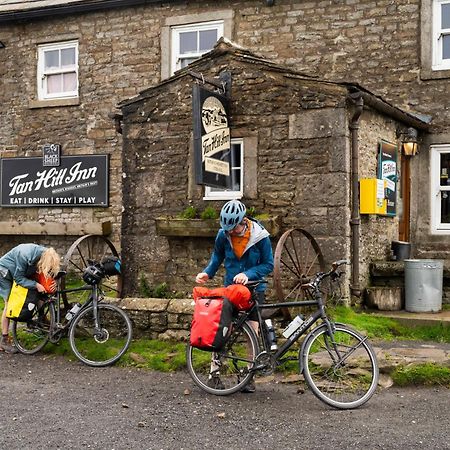 Keld The Tan Hill Inn מראה חיצוני תמונה