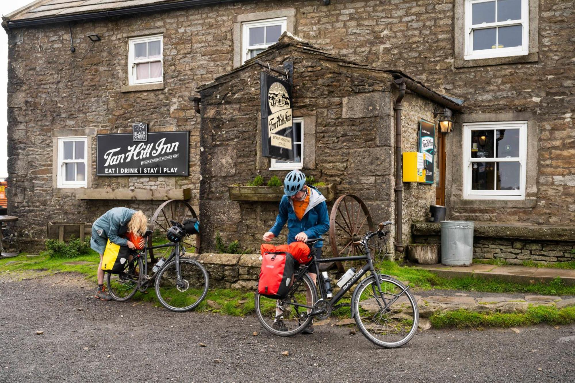 Keld The Tan Hill Inn מראה חיצוני תמונה