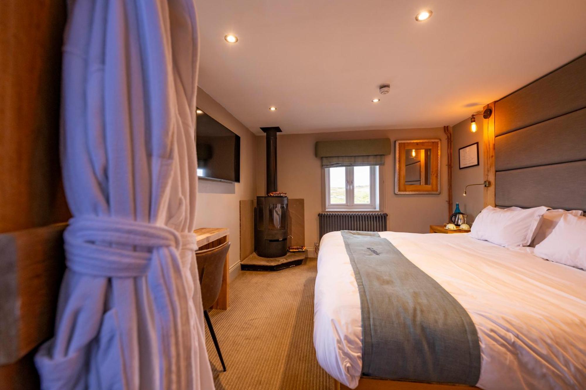 Keld The Tan Hill Inn מראה חיצוני תמונה